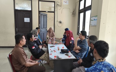 Dorong Penguatan Literasi Demokrasi ke Depan, UNISSAS melalui Fakultas SAINTEK Jajaki Kolaborasi Strategis dengan Bawaslu Sambas